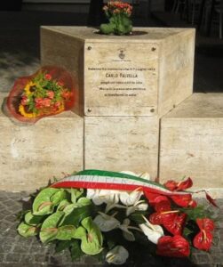 monumento-carlo-falvella